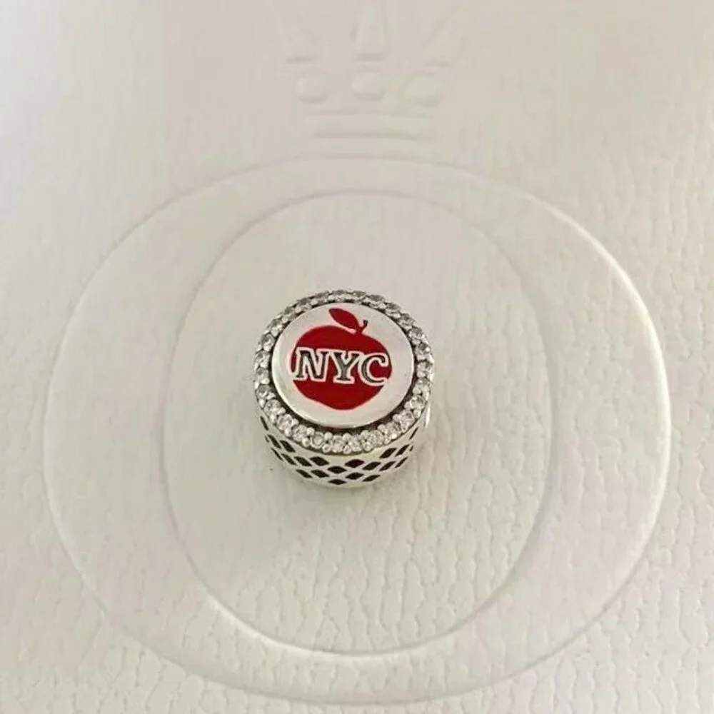 Pandora NYC Exclusive Charm - Picture 1 of 3